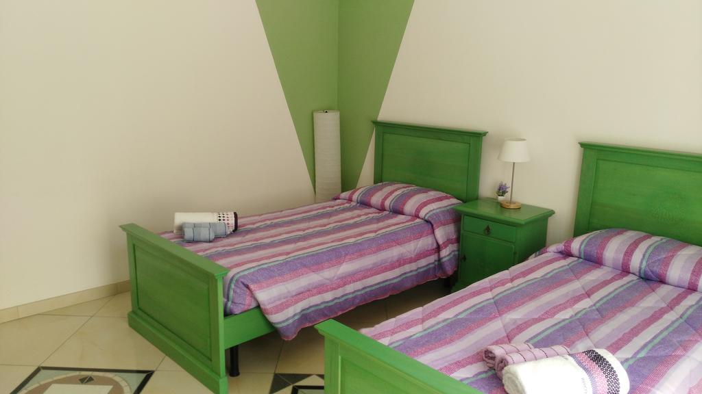 B&B Sa Zodia Guest House Bitti Exterior foto